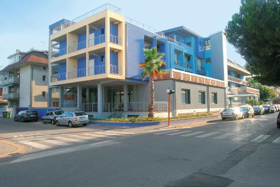 Hotel Leuco' Martinsicuro Bagian luar foto